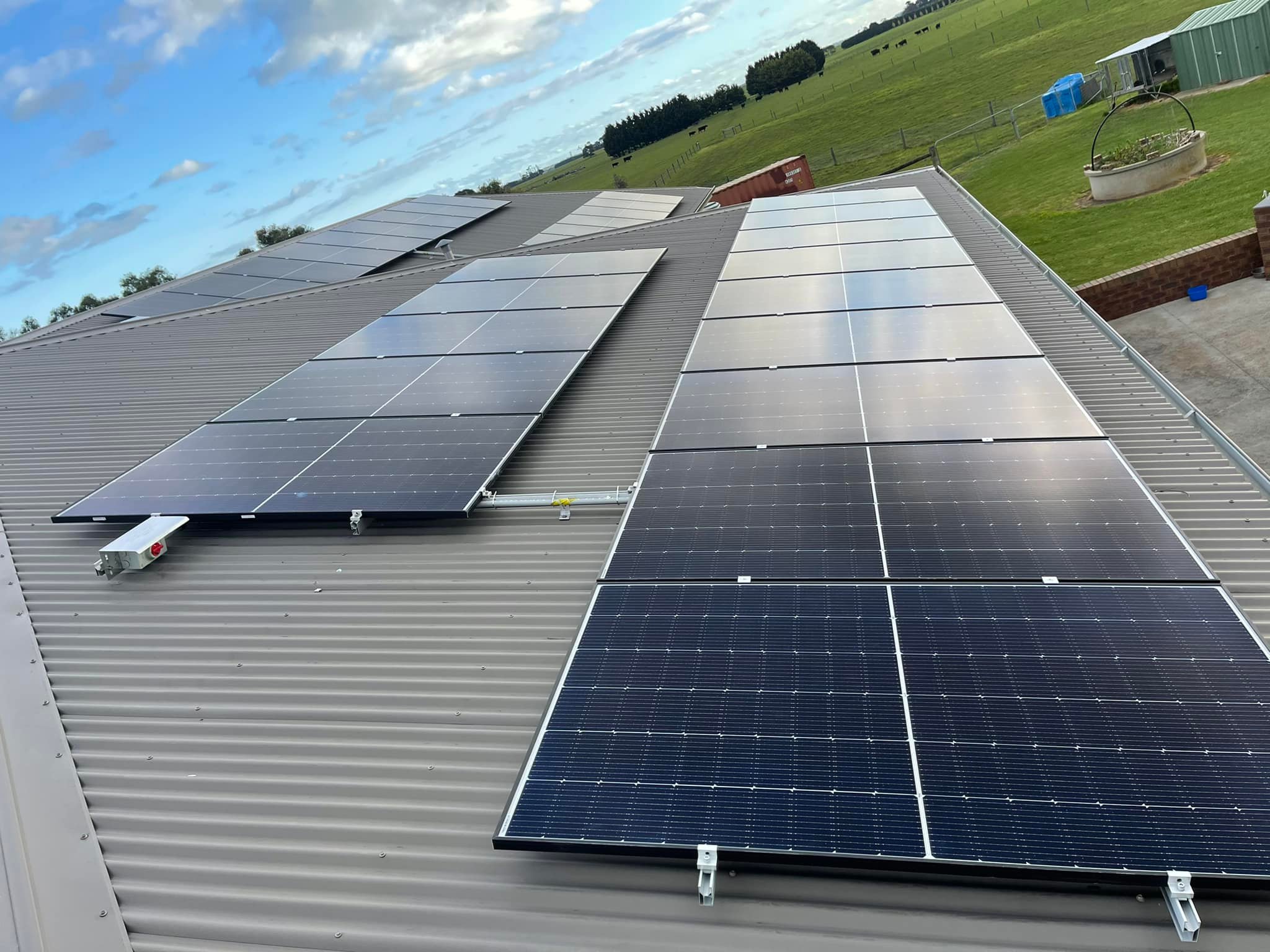 united energy group Vic - Solar panel installation