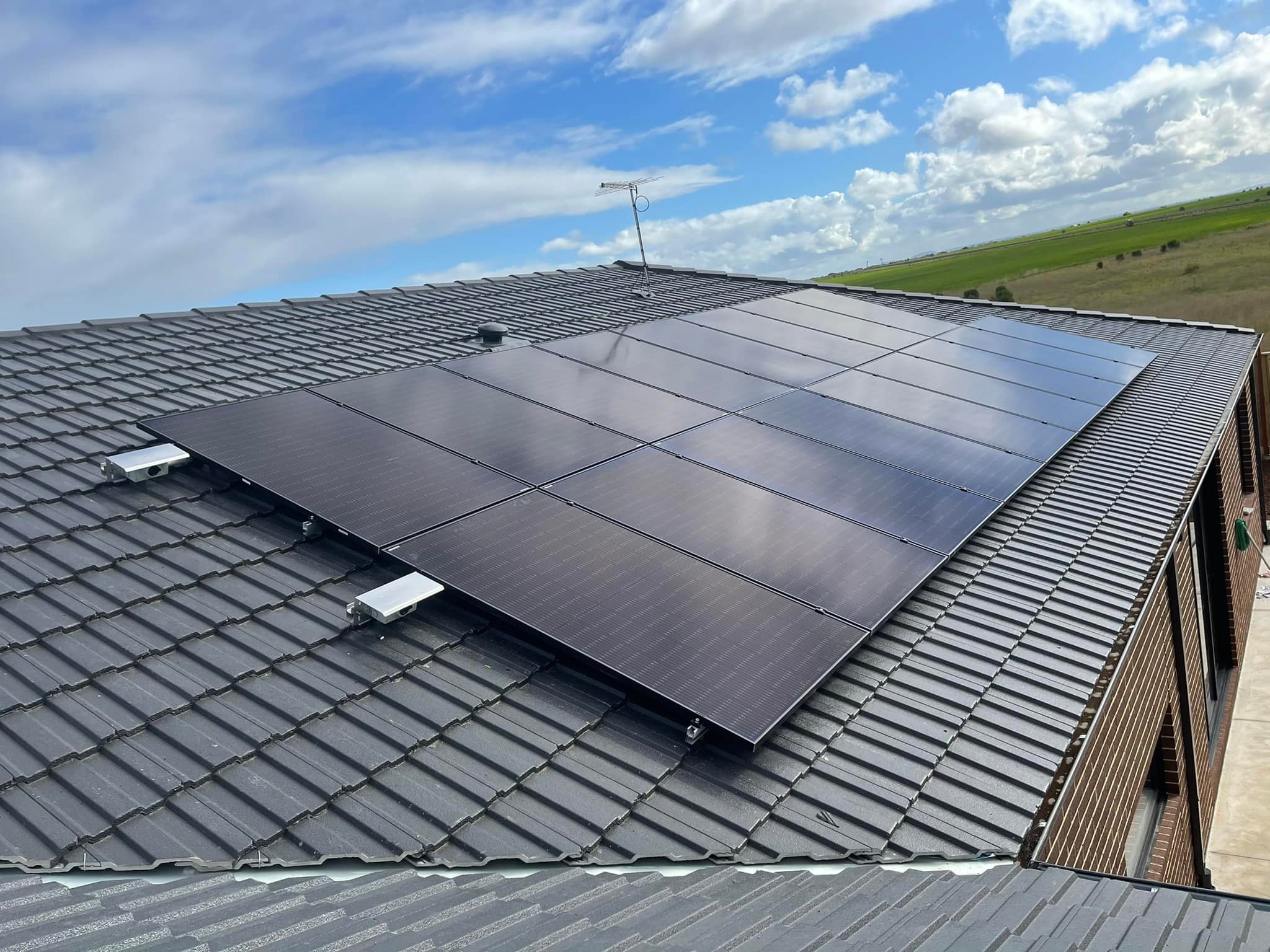 united energy group Vic - Solar panel installation